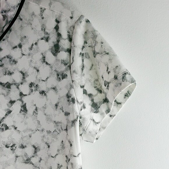 Nike Golf - White/Black Short Sleeve Dri Fit Shirt - Small - Picture 3 of 6